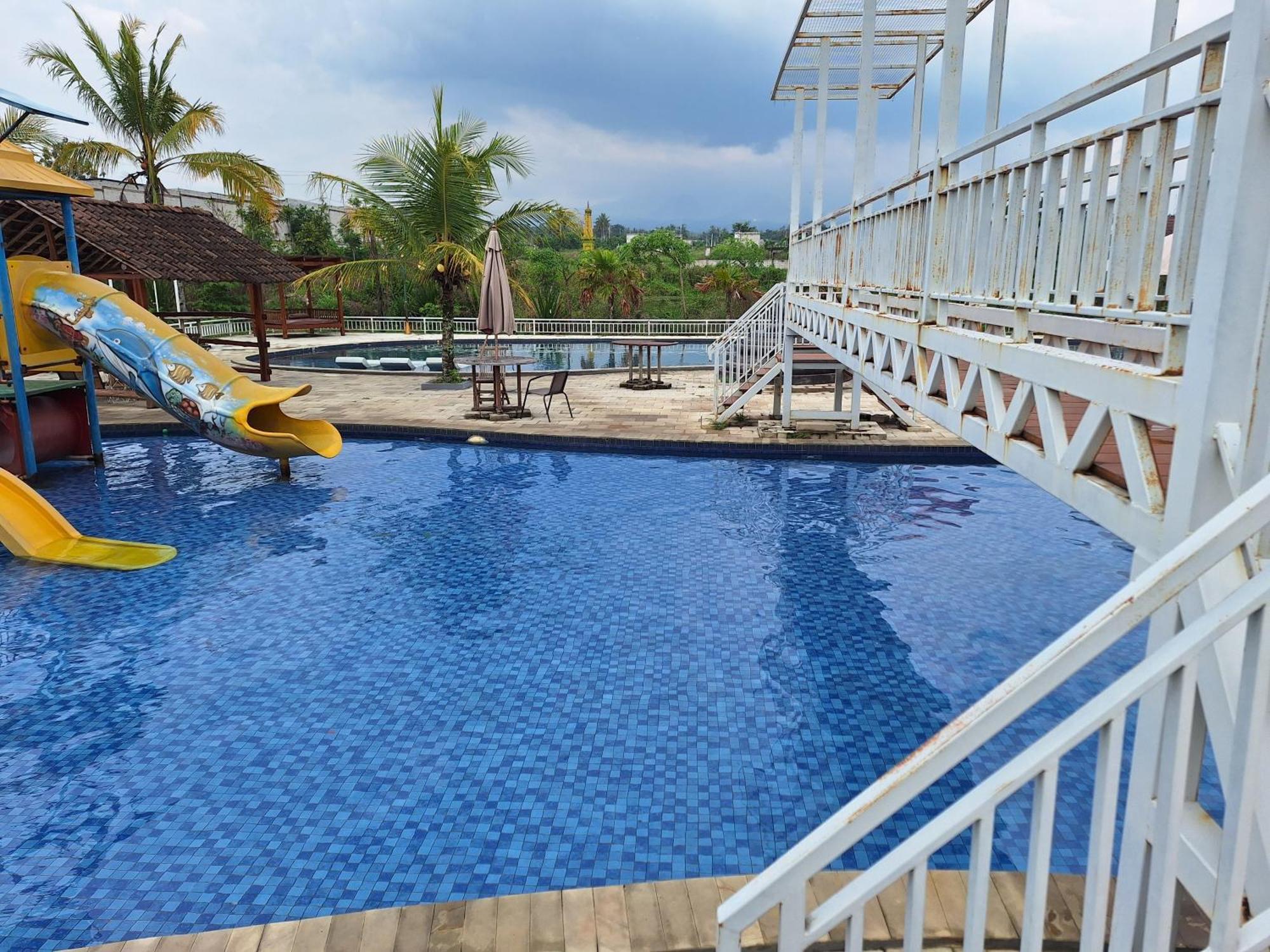 White House Royal Villa B1 Balong  Buitenkant foto